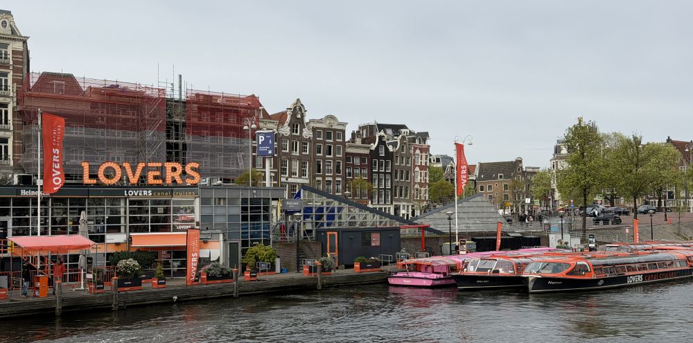 Lovers Canal Cruises